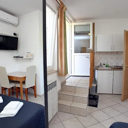 Bozena Kneb * Πορτορόζ